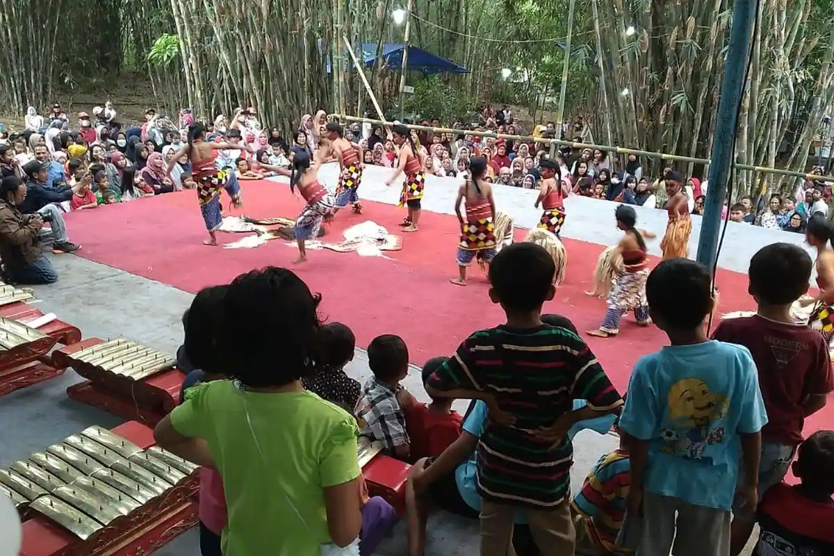 Menikmati Asrinya Hutan Bambu di Spot Wisata Papringan Wisanggeni Temanggung, Gratis Lho!