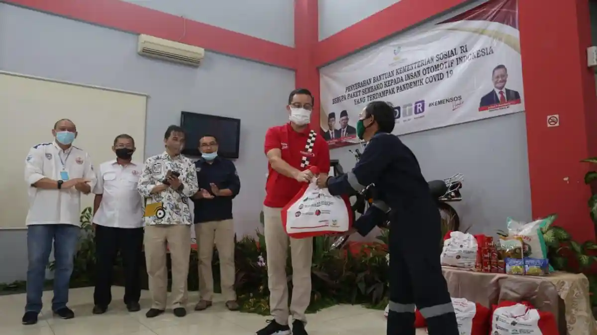 Hasil Survei Tunjukkan Mayoritas Masyarakat Puas dengan Program Bansos
