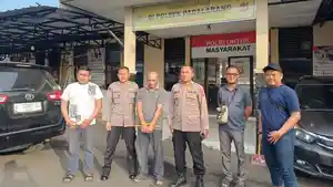 Pihak-kepolisian-dari-tim-gabungan-Satlantas.jpg