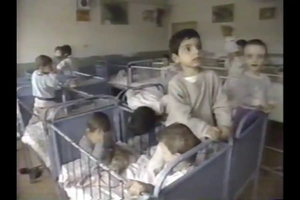 Pasangan Ini Awalnya Semangat Ingin Adopsi Anak, tapi Panti Asuhan Ungkap Sesuatu yang Membuat Rumit