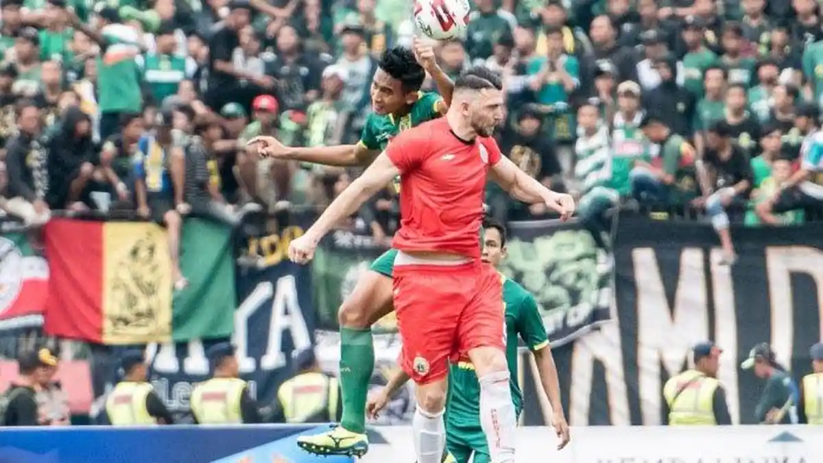 Bikin Marko Simic Mati Kutu, Bek Muda Persebaya Surabaya Rizky Ridho Jadi Sorotan