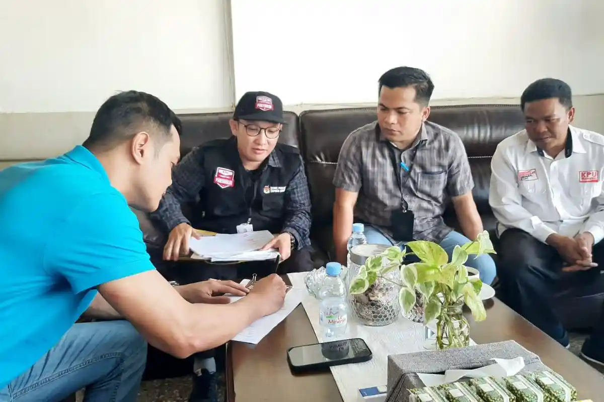 Sasar Unsur Forkopimda, KPU Paser Lakukan Coklit ke Kediaman Ketua DPRD