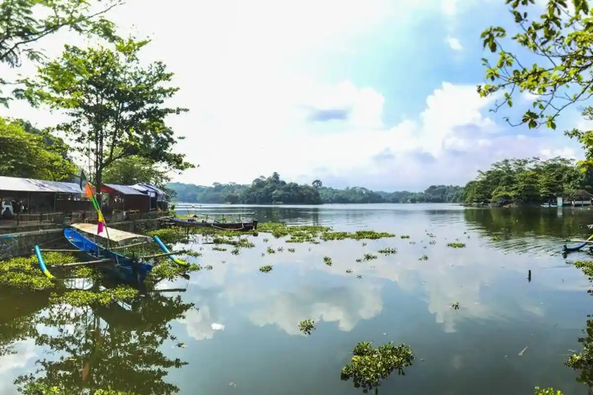 Tempat Wisata di Tasikmalaya Ini Hadirkan Pilihan Wahana Air, Ikan Bakar di Situ Gede Selalu Dicari