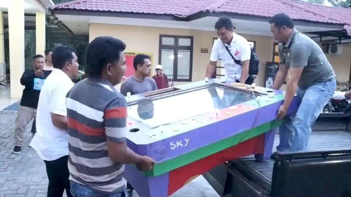 Satreskrim Polres Sergai Amankan Mesin Judi Tembak Ikan di Sei Bamban