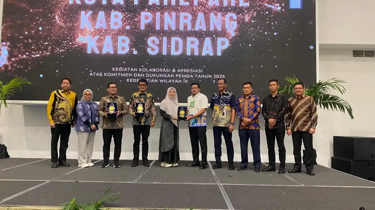 Komitmen Dukung Program JKN, Pemkab Sidrap Diganjar Penghargaan dari BPJS Kesehatan