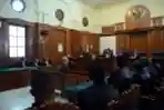 Ahmad Dhani Divonis 1 Tahun Penjara