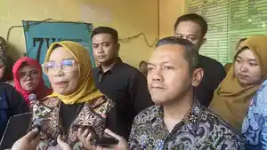 Wakil-Menteri-Pendidikan-Dasar-dan-Menengah-Wamendikdasmen-Fajar-Riza-Ul.jpg