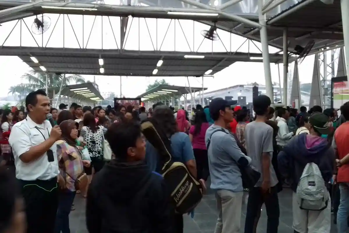 Libur Panjang, Penumpang Commuter Line Mencapai 700 Ribu