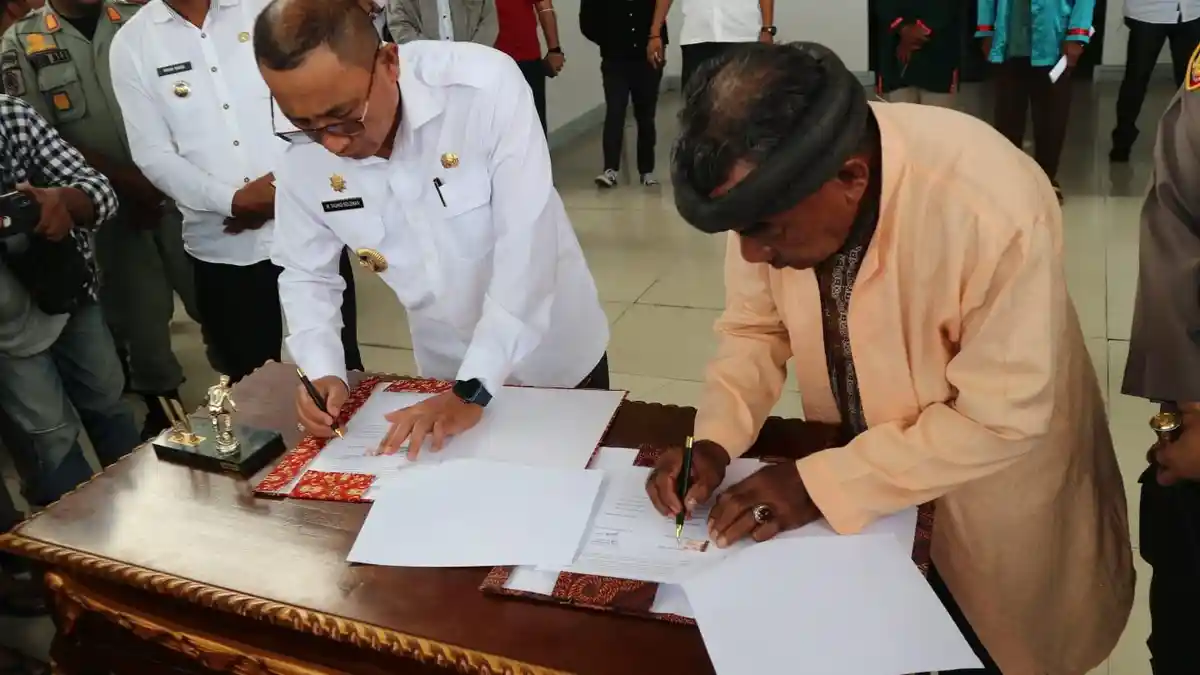 Seriusi Tangani Pembangunan Dermaga Pelabuhan Hiri, Pemkot Ternate dan AMPUH Teken MoU