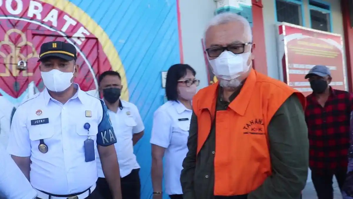 KPK Setor Rp 300 Juta Uang Denda Eks Bupati Buru Selatan Tagop Sudarsono ke Kas Negara