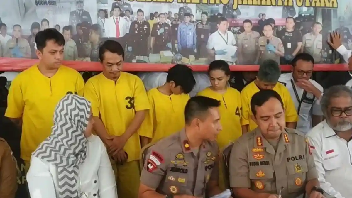 Muncikari di Kelapa Gading Bekali PSK di Bawah Umur dengan KTP Palsu