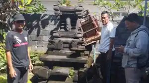 Bale-Taksu-milik-warga-Banjar-Dukuh-Pandean-roboh.jpg