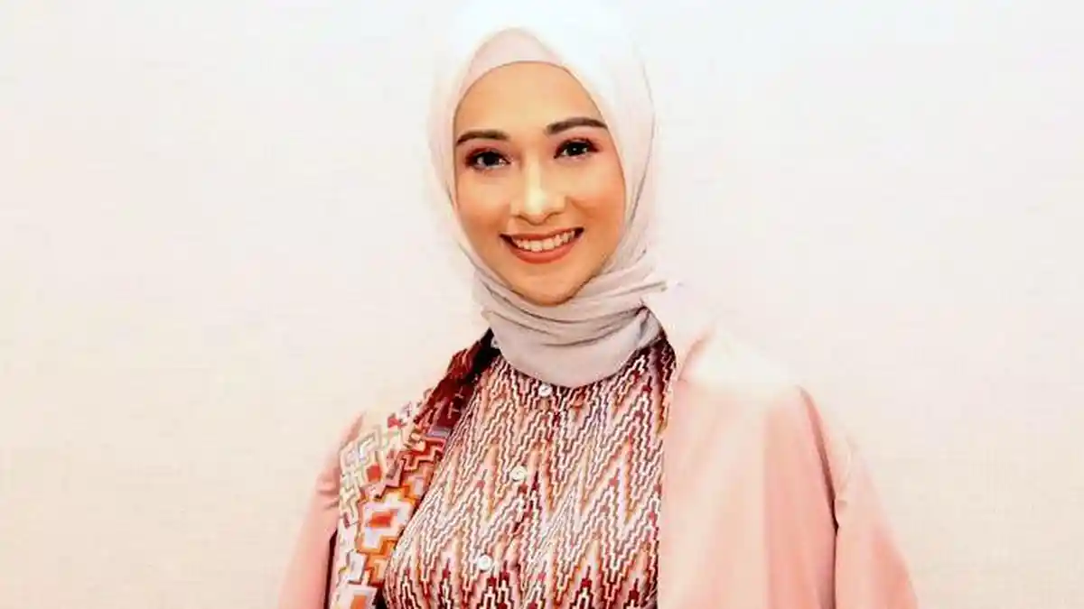 Menu Diet Real Food yang Dilakukan Poppy Bunga, Makan Buah-Sayur, Sukses Turunkan Berat Badan 25 Kg