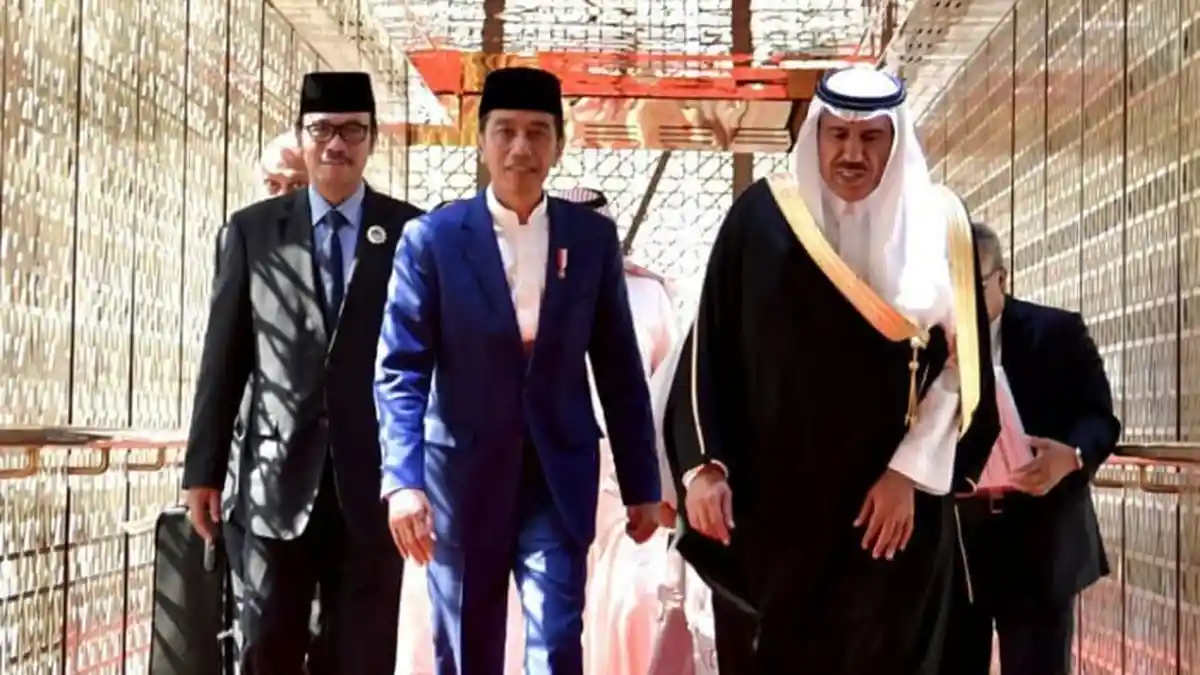 Presiden Jokowi bertemu Raja Salman di Istananya, Ajak Gibran Rakabuming dan Kaesang Pangarep