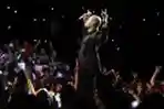20140518_034113_husein-grand-final-indonesian-idol-2014.jpg