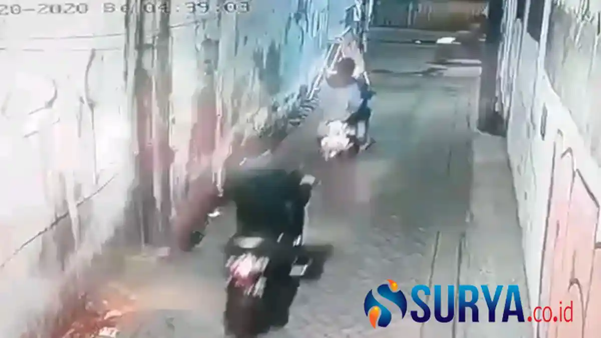 Bangun Tidur, Astutik Kaget Motornya Sudah Raib