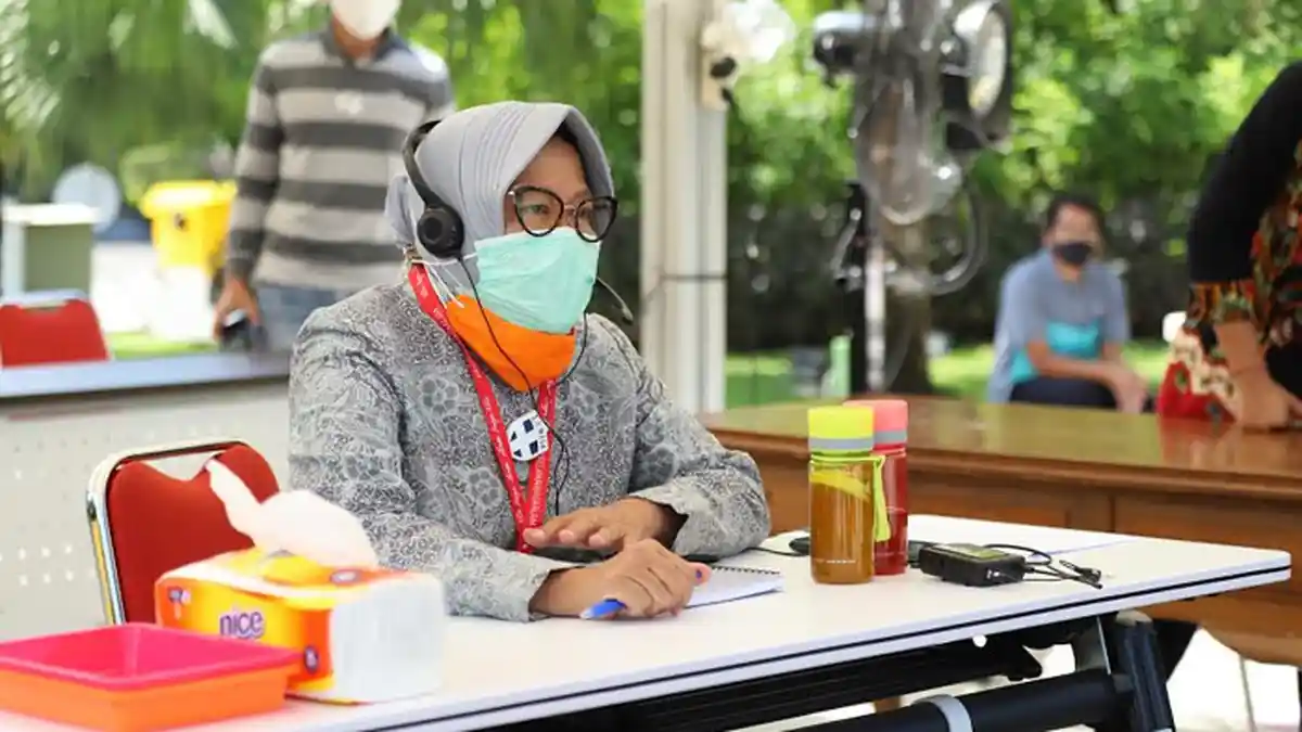 Risma Minta Sekolah Disiplin Protokol Kesehatan Saat New Normal, Guru dan Wali Murid Bersinergi