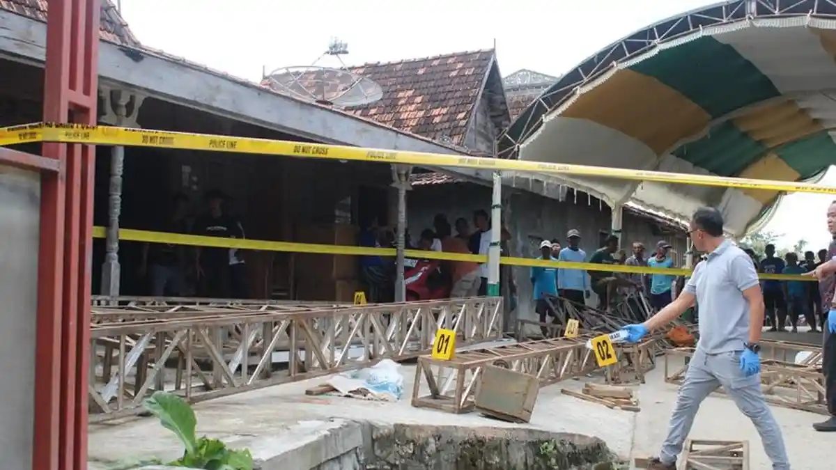 Detik-detik Prih Kustoyo dan Ridwan Tewas Tersetrum Listrik Saat Pasang Tenda Hajatan di Pati