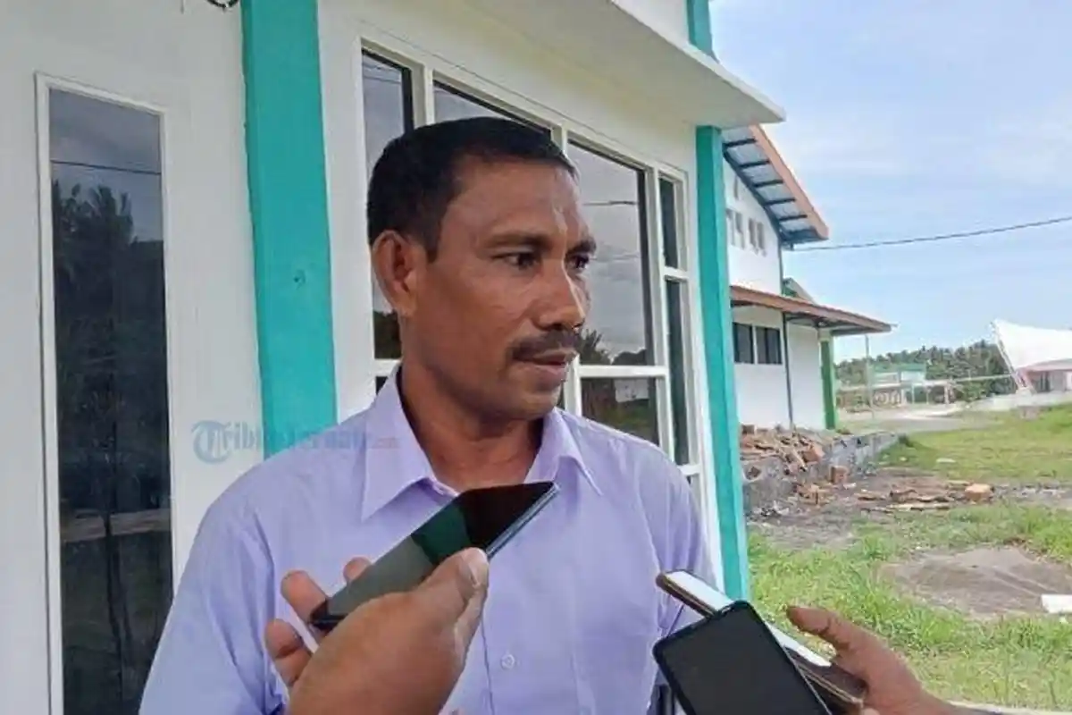 Pemkab Morotai Klaim Stok Minyak Tanah Aman, Disaat Warga Sulit Mendapatnya