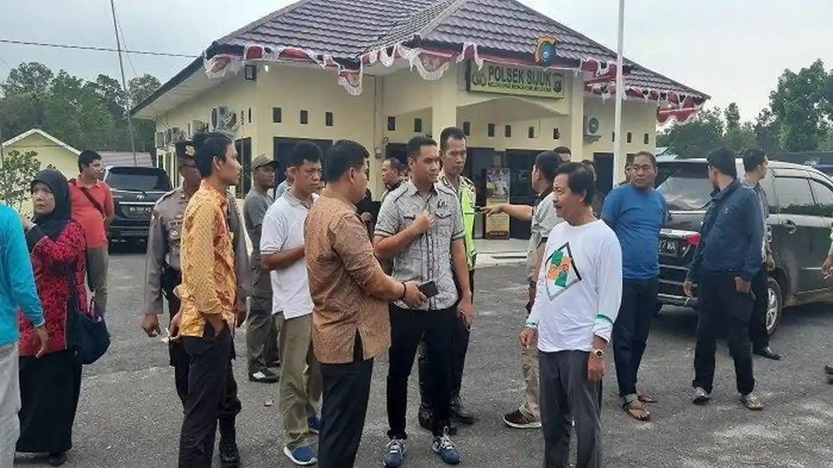 Ikut Tertibkan Tambang Timah, Wakil Gubernur Babel Terluka Dikeroyok Massa, Mobilnya Dirusak
