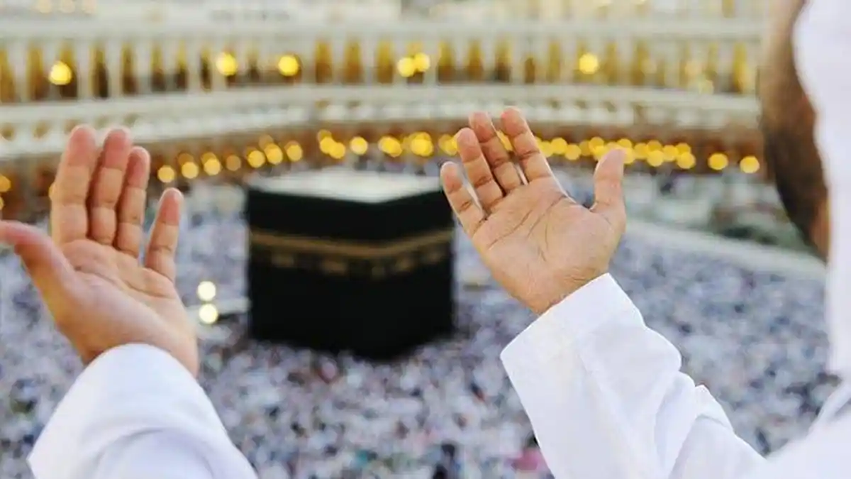 10 Naskah Walimatussafar Jamaah Haji 2026, Lengkap Doa Keselamatan Pergi Hingga Pulang