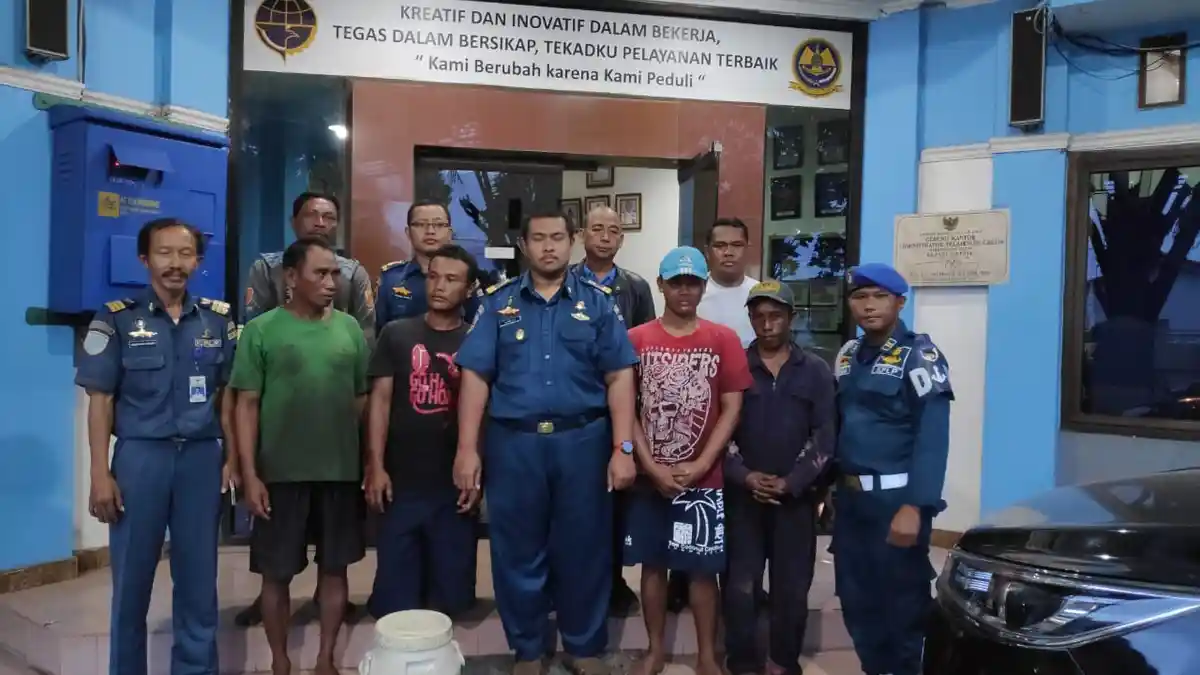 Ombak Besar Mendadak Datang, Perahu Nelayan pun Pecah, Begini Nasib Lima Awaknya