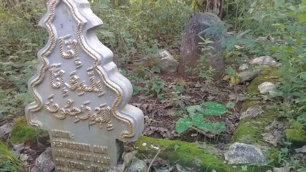 Ini Makam Keluarga Almarhum Pendiri Grup Musik Religi 'Debu' di Pangkep