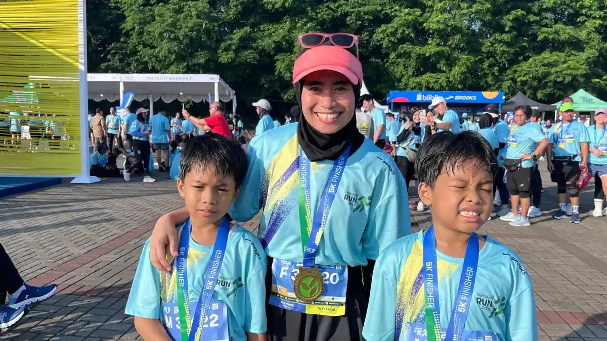 Herbalife Run 2025, Hilda dan Dua Anak Kembarnya Ungkap Kunci Sukses Bisa Kuat Ikuti Lomba