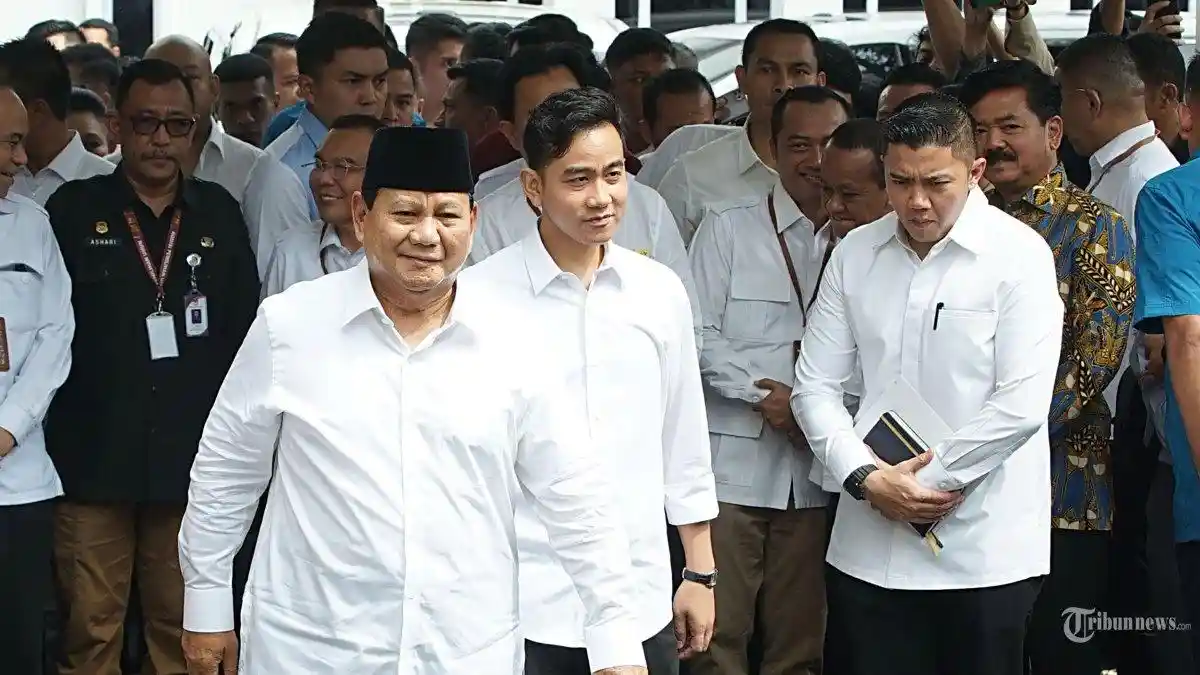 Pidato Perdana Presiden Terpilih Prabowo Subianto, Singgung Senyuman Anies-Cak Imin