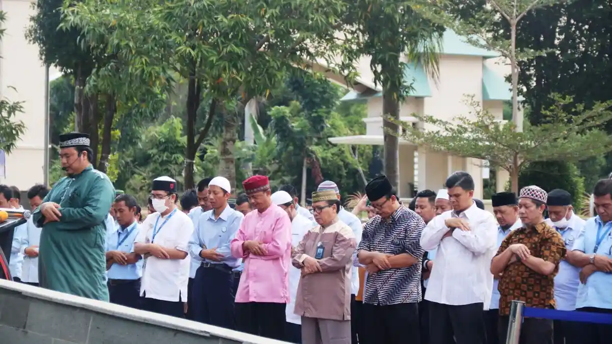 Minta Hujan, ATB Bersama Ratusan Warga Batam Gelar Salat Istisqa
