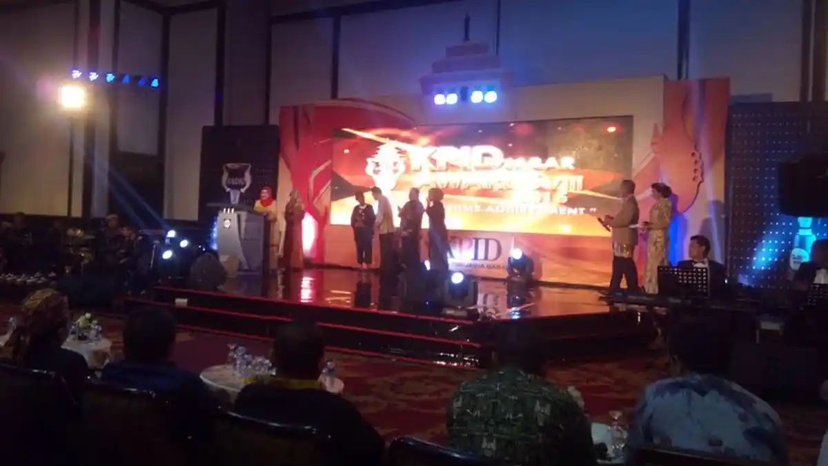 Pendongeng Sunda Wa Kepoh Mendapat Penghargaan Lifetime Achievement