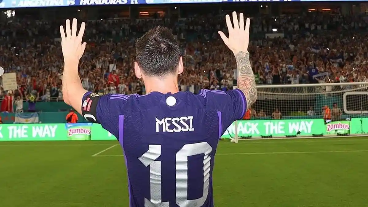 Messi Dikabarkan Tak Perpanjang Kontrak di PSG, Xavi: Pintu Barcelona Akan Terbuka untuk Leo