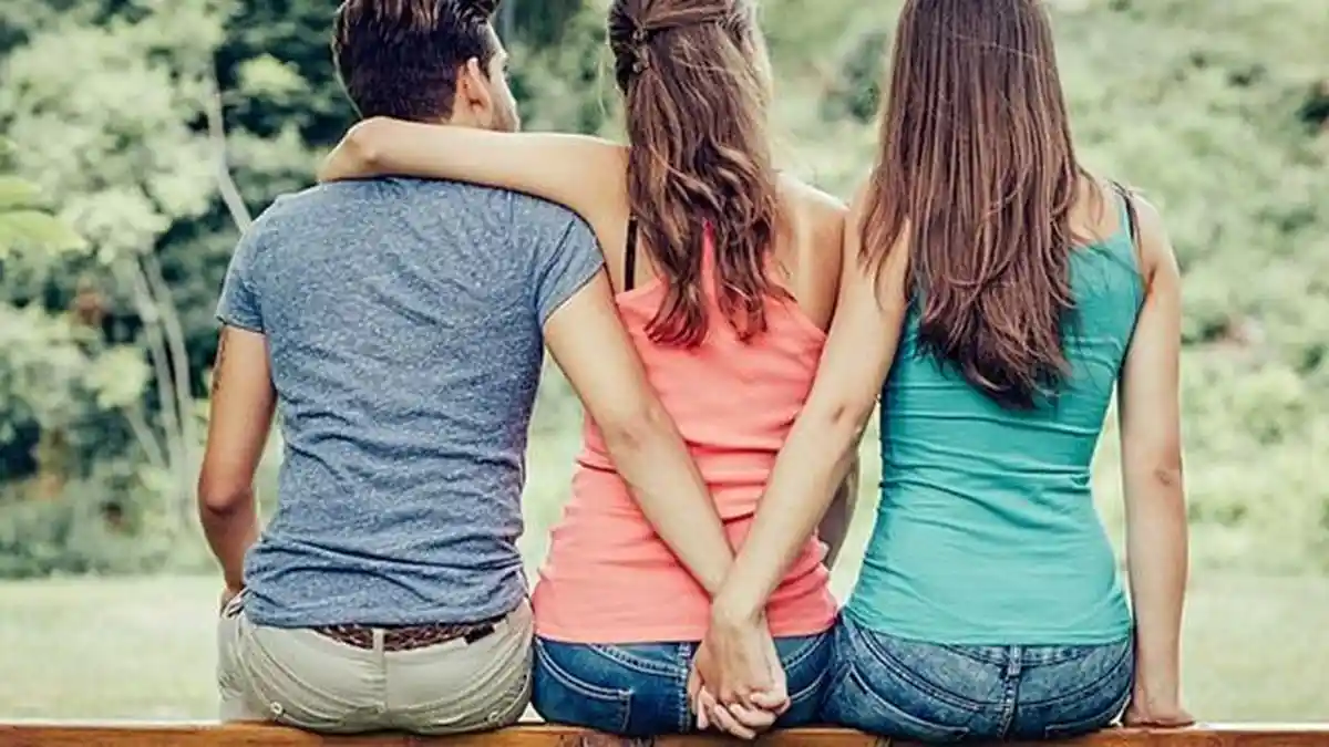 Tak Bisa Melihat Wanita Cantik, 4 Shio Pria Ini Hobi Selingkuh Loh, Pasangan Kamu?