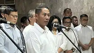Novi-Helmy-Prasetya-OK.jpg