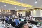 TANTANGAN-FISKAL-2027-Rapat-Kerja-Komisi-C-DPRD-DKI.jpg