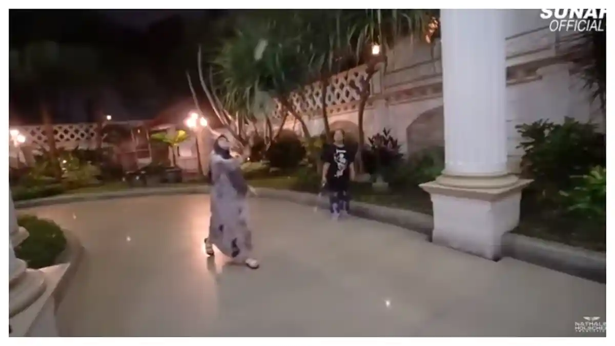 Hamil dan Pernah Keguguran, Nathalie Holscher Istri Sule Nekat Main Badminton saat Malam: Buat Gerak