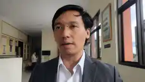 kepala-sekolah-kosong.jpg