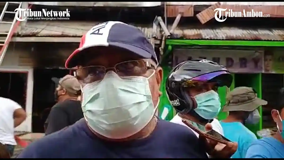 Damkar Terjunkan 30 Personil, Penyebab Kebakaran di Rumah Makan Padang Hidayah Belum Diketahui