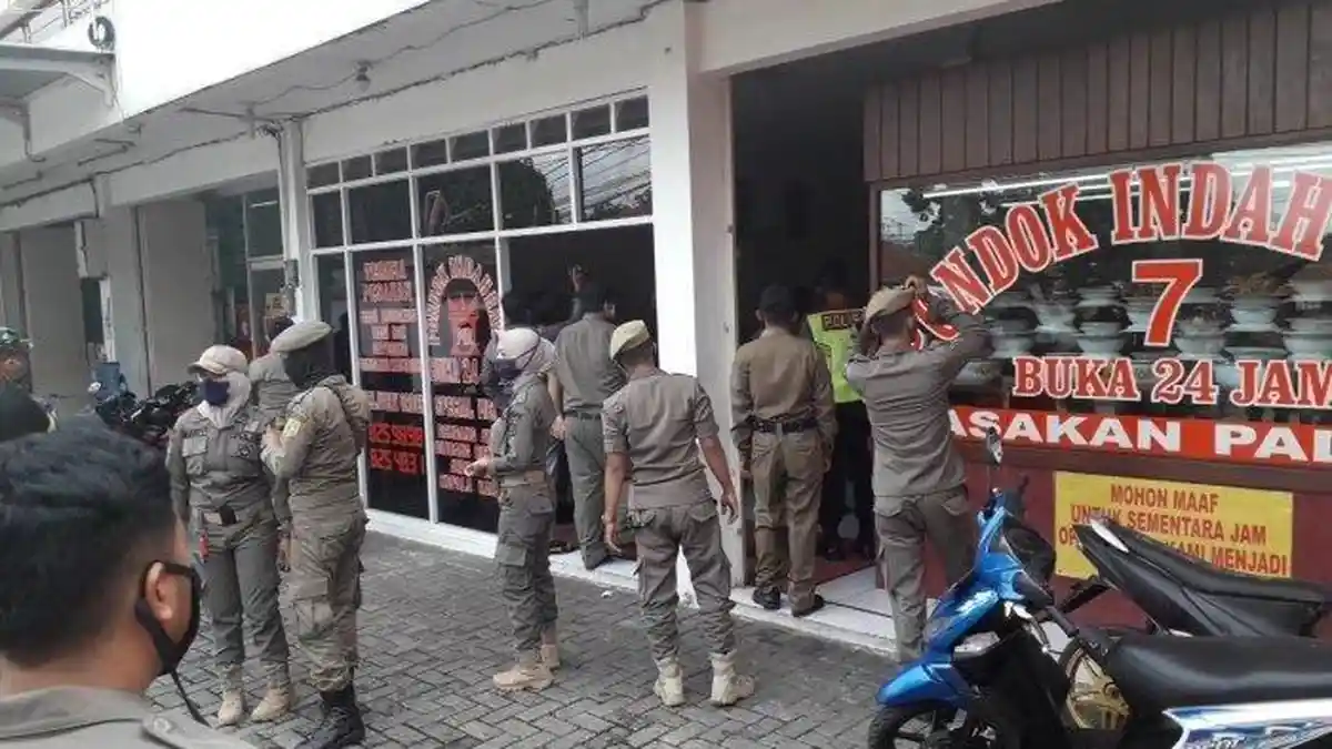 Rumah Makan di Kawasan Puncak Bogor Nekat Terima Pelanggan Tanpa Protokol PSBB