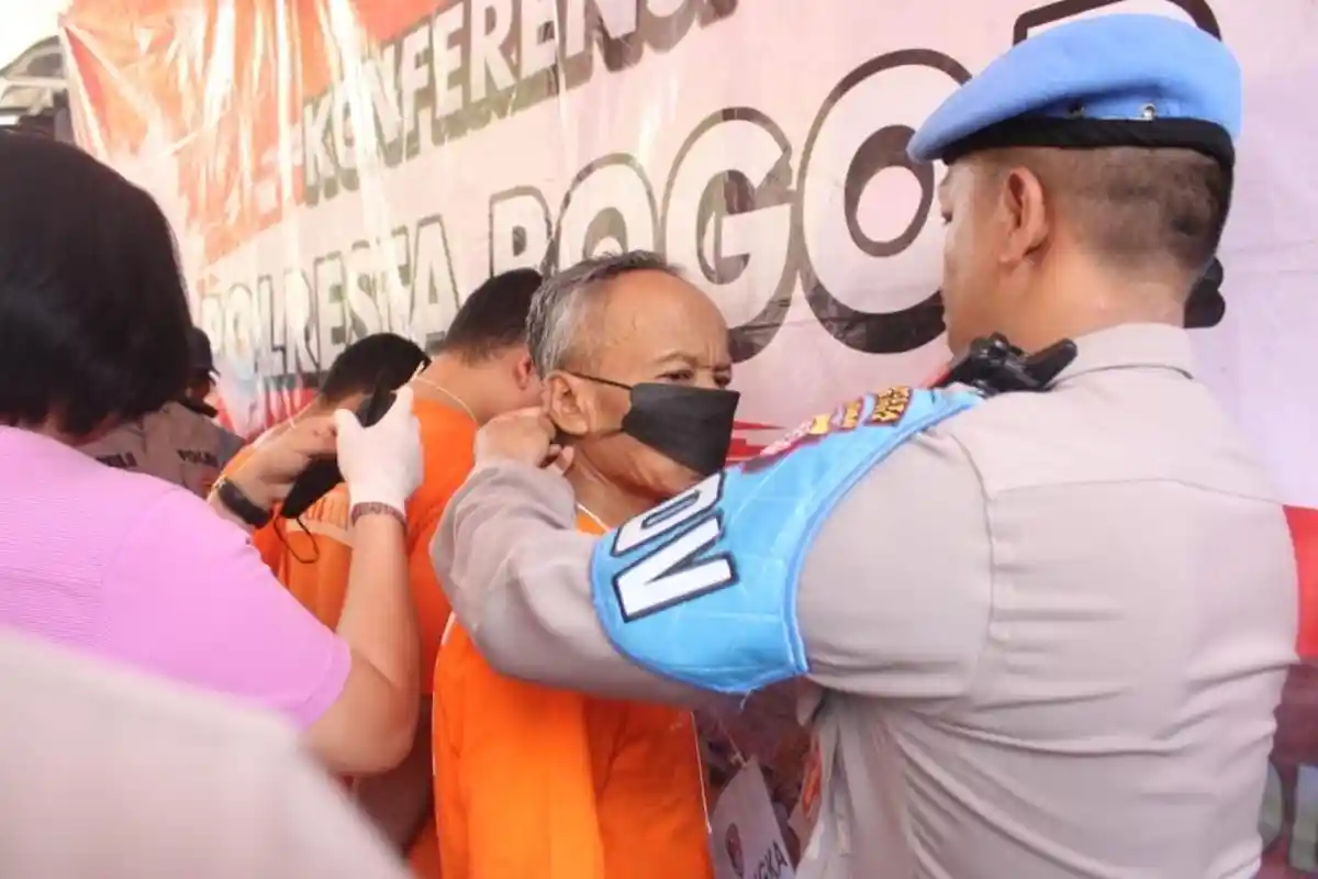Ini Tampang Marbot yang Cabuli 10 Anak di Kota Bogor, Rambut Beruban dan Badannya Sudah Bungkuk