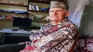 PATER-STEF-SEMASA-HIDUP-Sosok-Pater-Stef-Wroz-SVD-semasa-hidupnya-di-Mukun.jpg