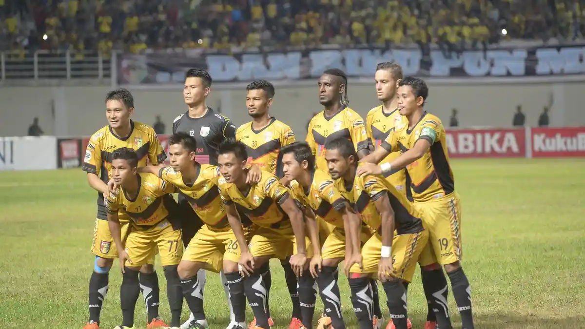 Mitra Kukar Banjir Dukungan Usai Lolos ke Final Kalahkan Arema