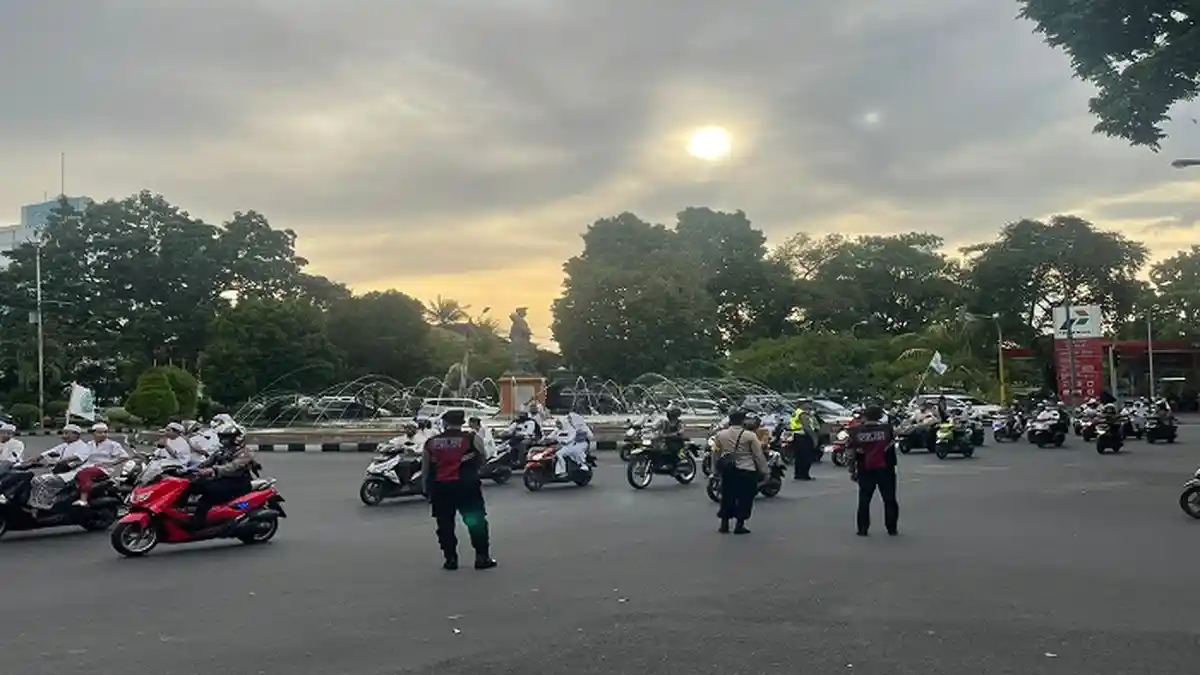 Warga Mataram Konvoi Akbar Menyambut Bulan Ramadhan