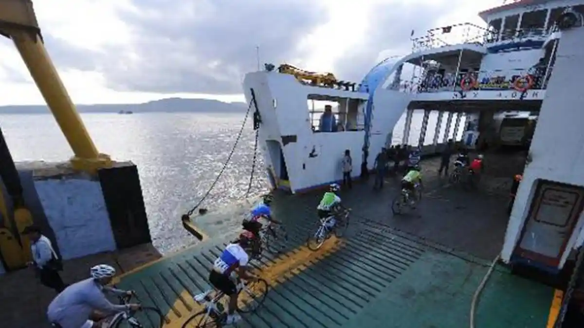 Belasan LCT Mogok Beroperasi di Pelabuhan Gilimanuk