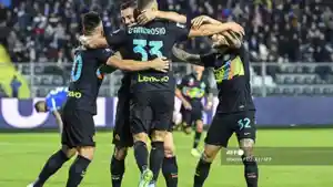 bek-inter-milan-italia-danilo-dambrosio-merayakan-setelah-mencetak-gol.jpg