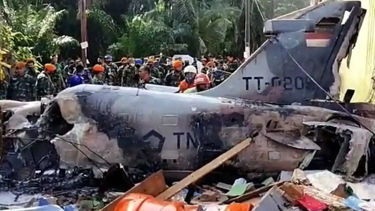 Nasib Lettu Aprianto, Pilot Pesawat TNI AU Selamat Berkat Kursi Pelontar, Jatuh di Semak-semak