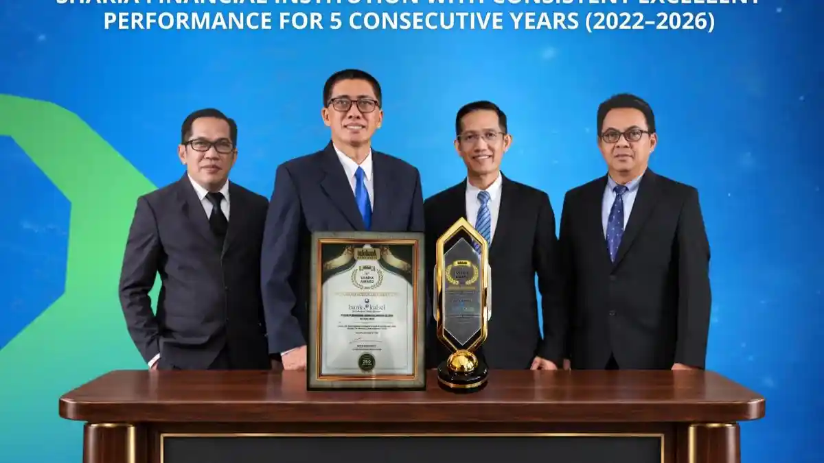 Bank Kalsel Syariah Raih Golden Champion dan Excellent Performance ...