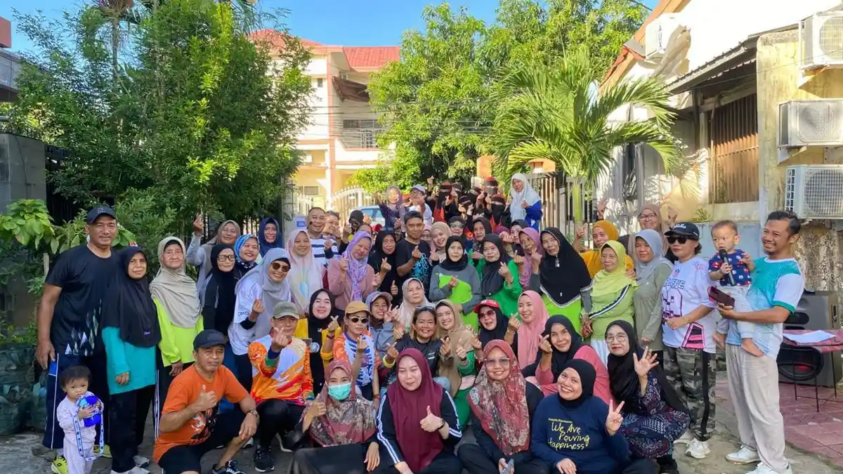 Antusiasme Warga Tinggi, Senam Lansia Assyifa Pharmacon Digelar Rutin Dua Minggu