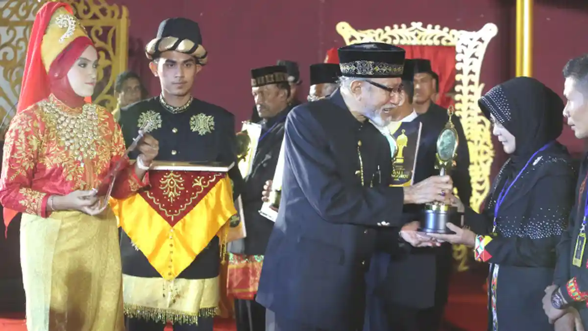 Meriahnya Malam Anugerah Wali Nanggroe