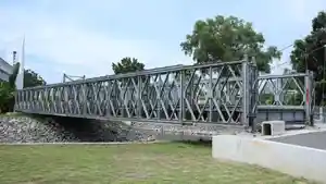 JEMBATAN-SEMENTARA-Pemkab-Gorontalo-dibantu-Pemprov.jpg
